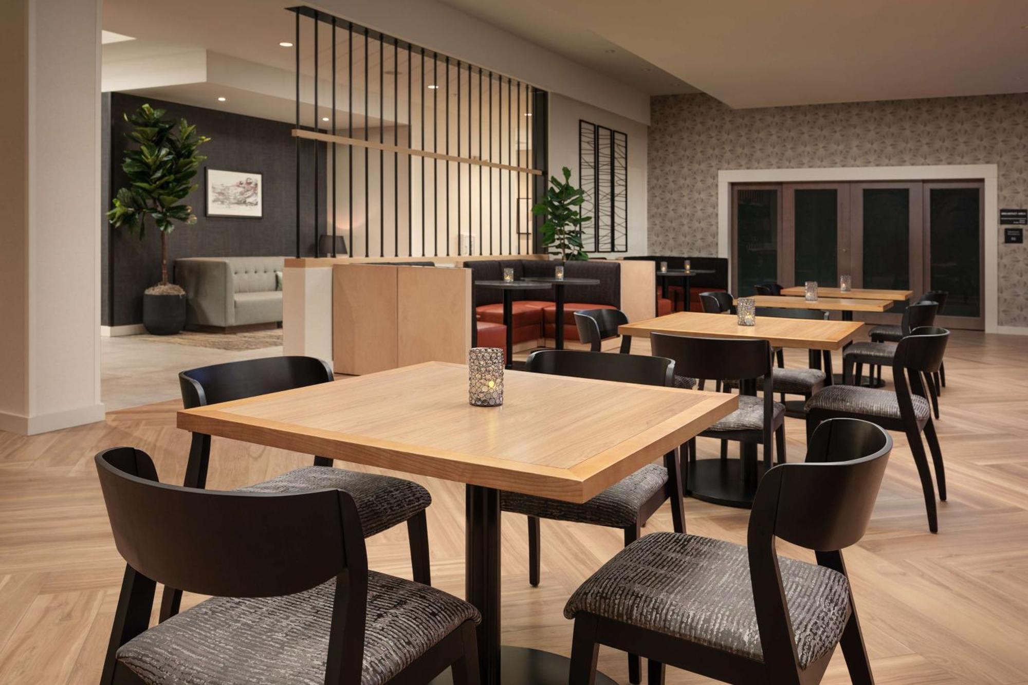 Hampton Inn & Suites Huntsville Downtown, Al Екстер'єр фото